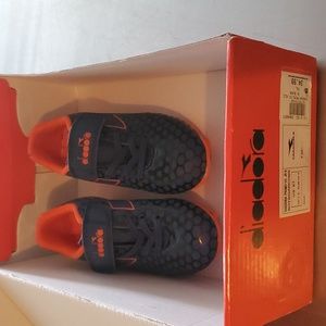 Diadora Primo 8T Velcro Soccer Cleats - Brand New